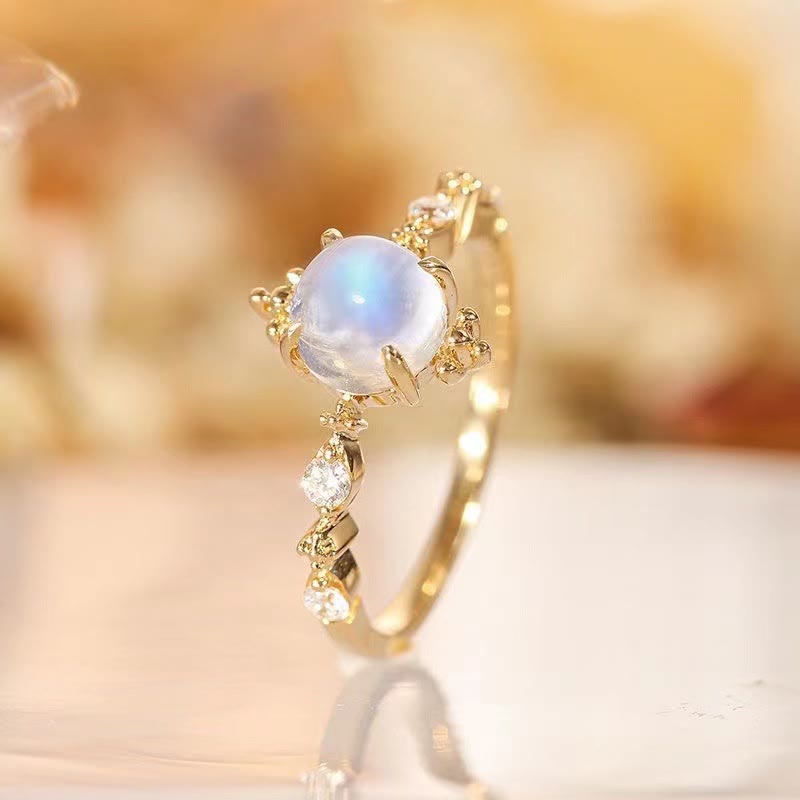 Olivenorma Moonstone White Zircon Light Luxury Simple Adjustable Ring