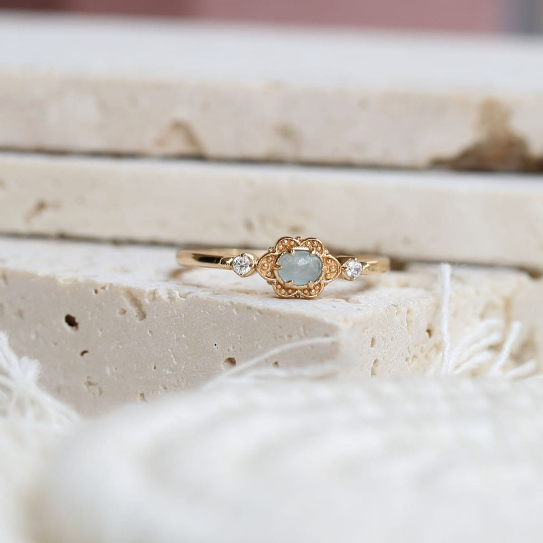 Olivenorma Vintage Natural Aquamarine Daisy Flowers Ring