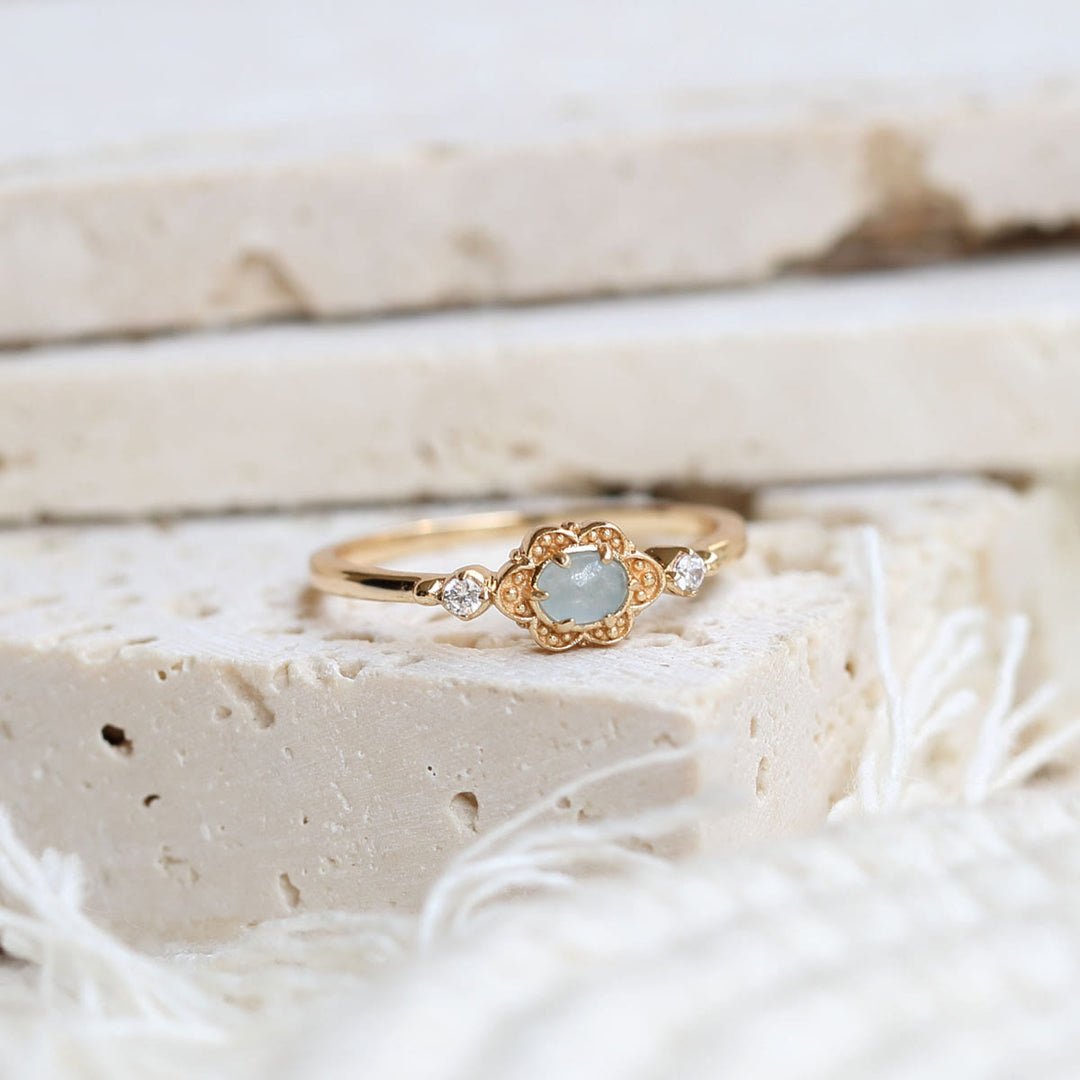 Olivenorma Vintage Natural Aquamarine Daisy Flowers Ring