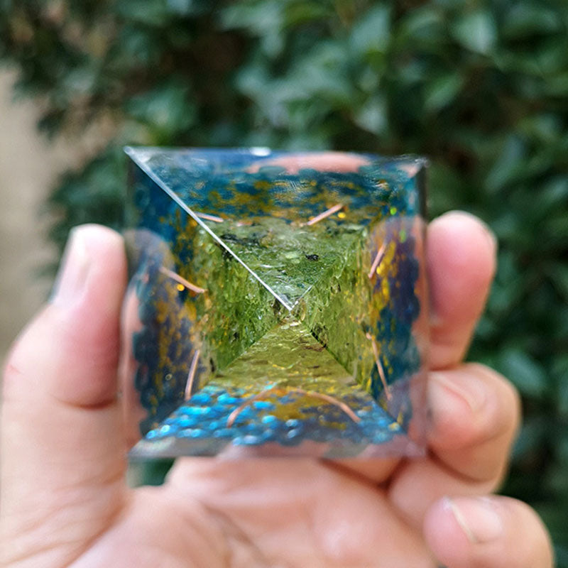 (Clearance 30% OFF / CODE: OFF30) - Olivenorma Aquamarine Peridot Tree Of Life Orgone Pyramid