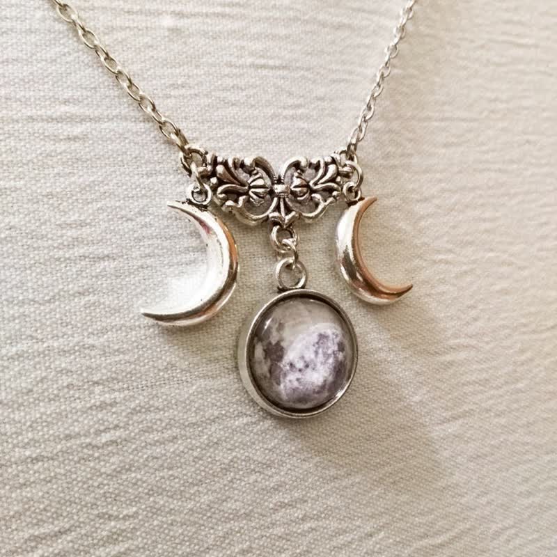 Olivenorma Vintage Double Crescent Moon Glass Necklace