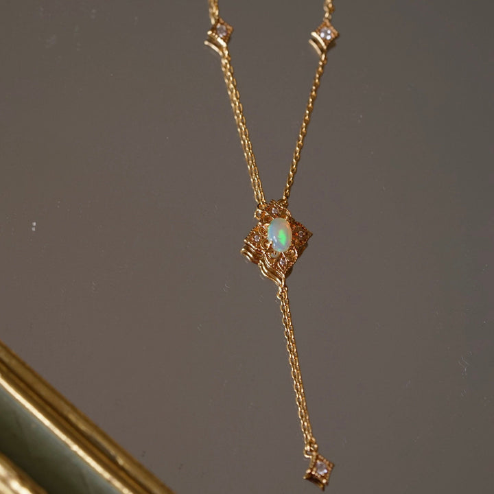 Olivenorma Vintage Petals Opal 14k Gold Necklace