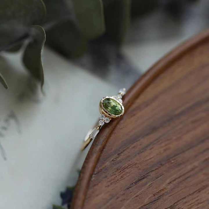 Olivenorma Natural Peridot 14K Vintage Gold Ring