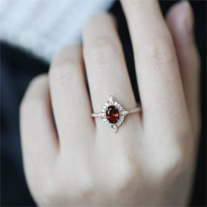 Olivenorma Vintage Ruby "Miss Rose" Atmosphere Ring