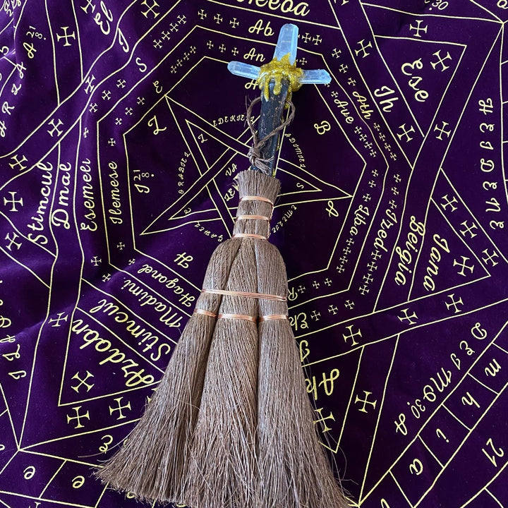 Olivenorma Natural Crystal Magic Expulsion Props Wicca Broom Ornamet